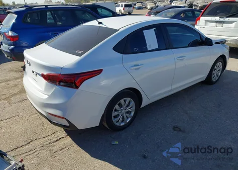 2022 Hyundai Accent Se z USA, uszkodzony, nr VIN 3KPC24A68NE175659